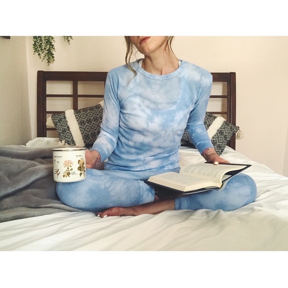 🆕 Indigo Clouds Thermal Lounge Set - Picture 2 of 12